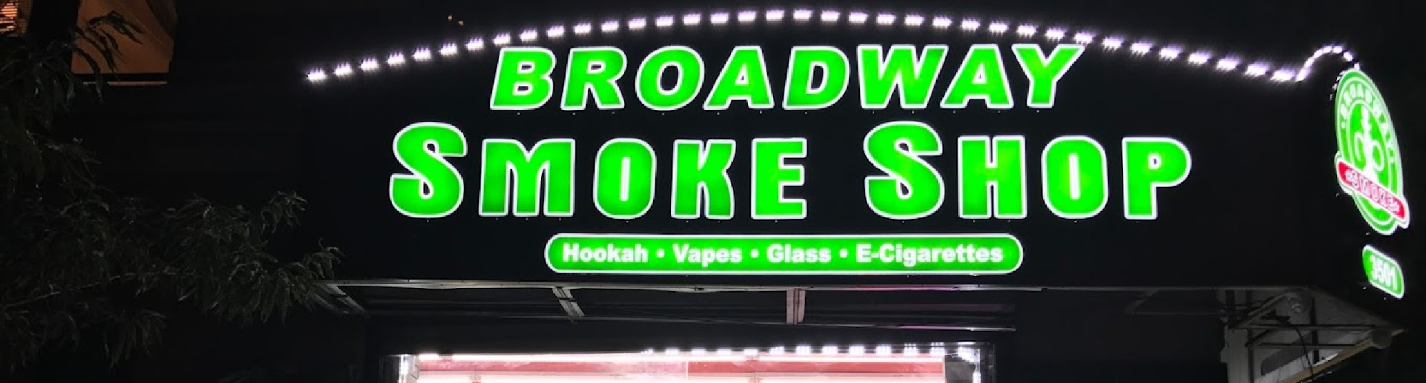 image of broadway smoke shop cbd & kratom store in new york